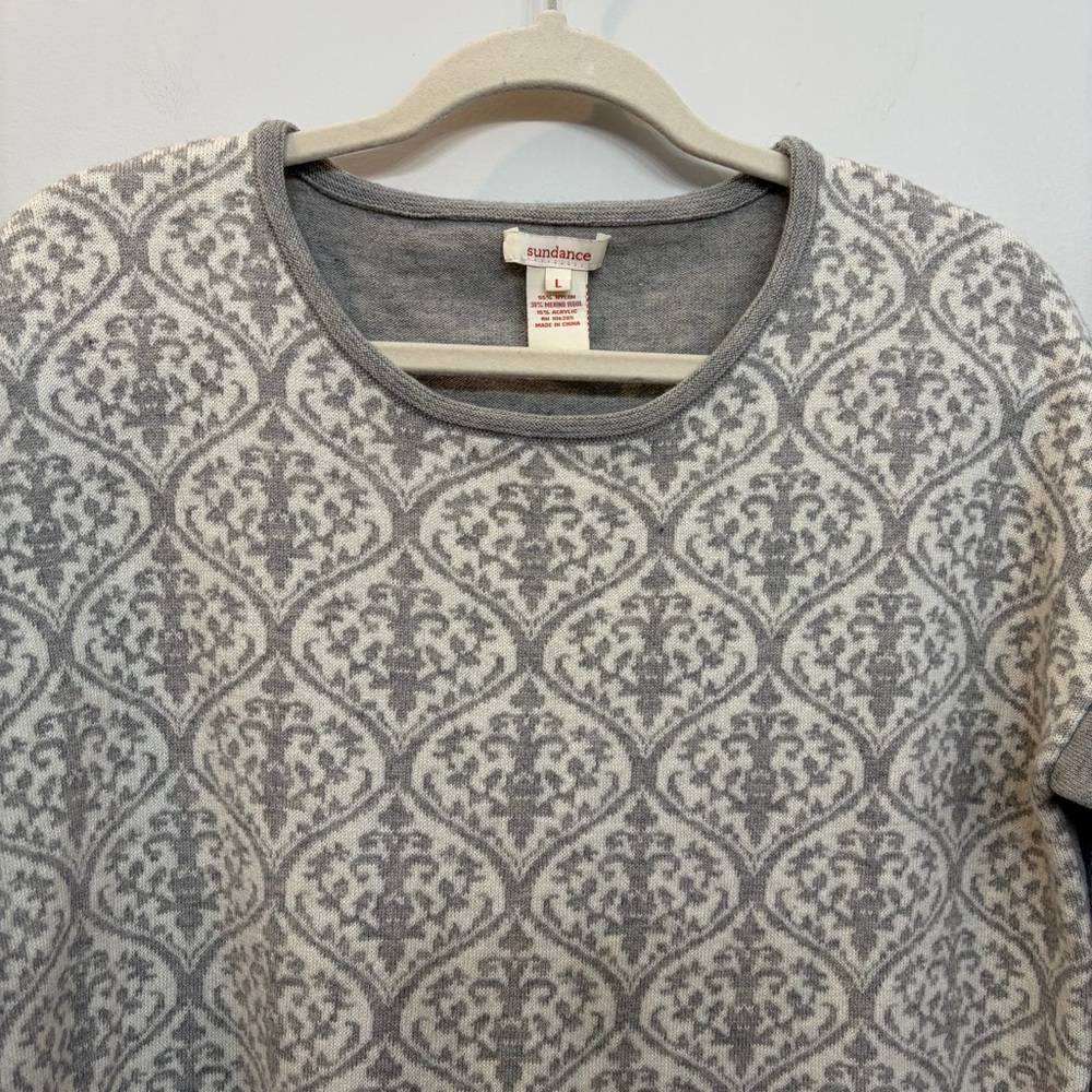 Sundance Sweater Womens Size L Crew Neck Pullover Merino Wool Blend Gray White - Picture 2 of 5